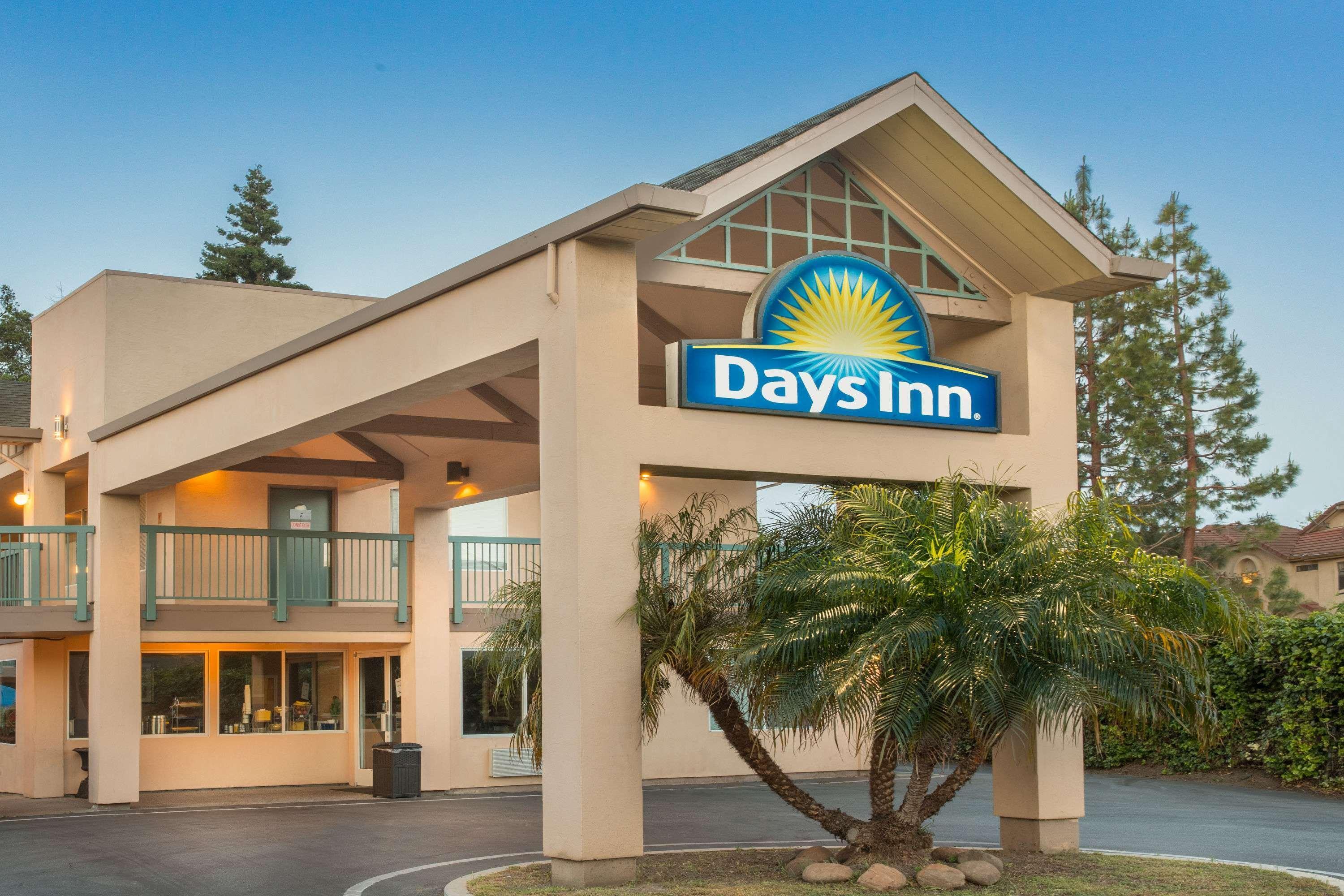 Days Inn By Wyndham Редвуд-Сіті Екстер'єр фото